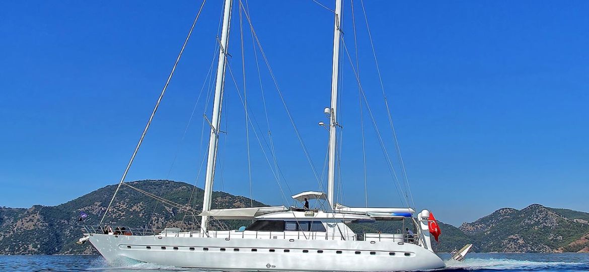 Angelo 2 yacht charter