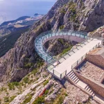 Skywalk Biokovo: A Suspended Marvel