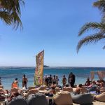 Tropicana Beach Bar: Beachfront Indulgence